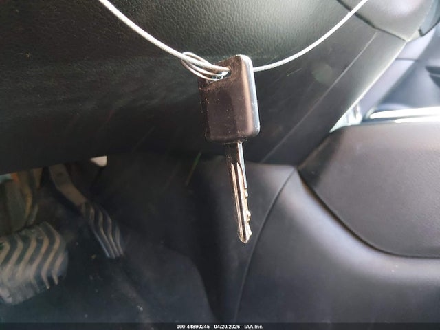 2016 Nissan Rogue S მანქანა იყიდება აუქციონზე, vin: JN8AT2MT4GW021439, აუქციონის ნომერი: 44890245