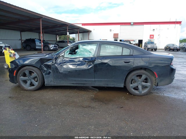 Продажа на аукционе авто 2015 Dodge Charger Se, vin: 2C3CDXBG1FH916411, номер лота: 44890246