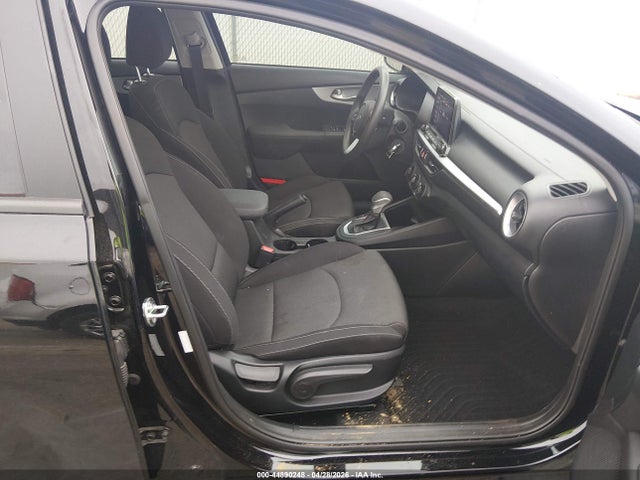 44890248 :رقم المزاد ، 3KPF24AD5RE744615 vin ، 2024 Kia Forte Lxs مزاد بيع