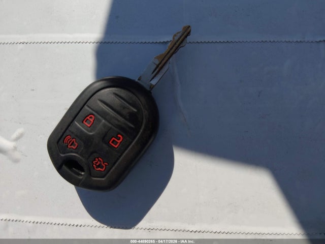 2014 Ford Mustang V6 მანქანა იყიდება აუქციონზე, vin: 1ZVBP8AM2E5295825, აუქციონის ნომერი: 44890265