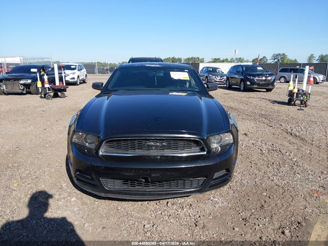 2014 Ford Mustang V6 მანქანა იყიდება აუქციონზე, vin: 1ZVBP8AM2E5295825, აუქციონის ნომერი: 44890265