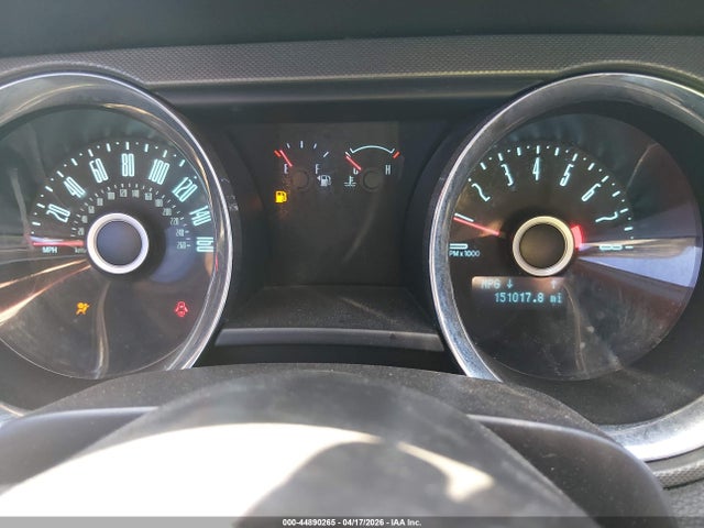 2014 Ford Mustang V6 მანქანა იყიდება აუქციონზე, vin: 1ZVBP8AM2E5295825, აუქციონის ნომერი: 44890265