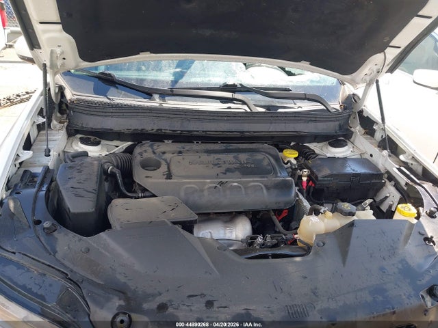44890268 :رقم المزاد ، 1C4PJLLB1LD586165 vin ، 2020 Jeep Cherokee Latitude Plus Fwd مزاد بيع
