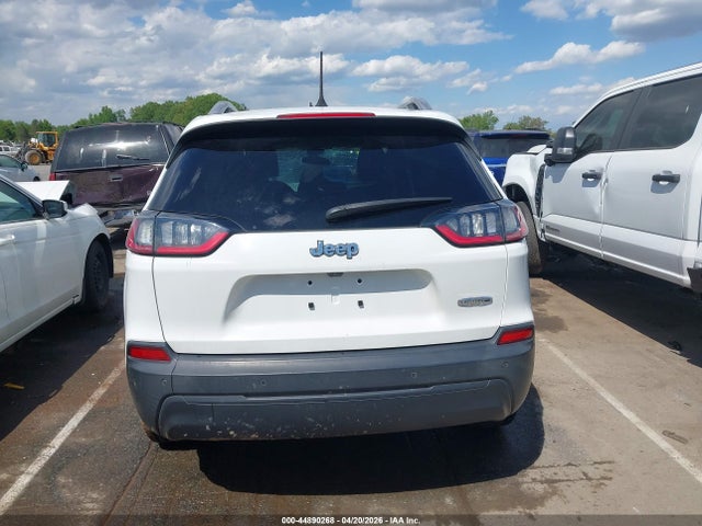 44890268 :رقم المزاد ، 1C4PJLLB1LD586165 vin ، 2020 Jeep Cherokee Latitude Plus Fwd مزاد بيع