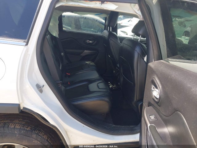 44890268 :رقم المزاد ، 1C4PJLLB1LD586165 vin ، 2020 Jeep Cherokee Latitude Plus Fwd مزاد بيع