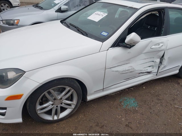 Aukcja sprzedaży 2013 Mercedes-benz C 250 Sport, vin: WDDGF4HB5DA860007, numer aukcji: 44890274