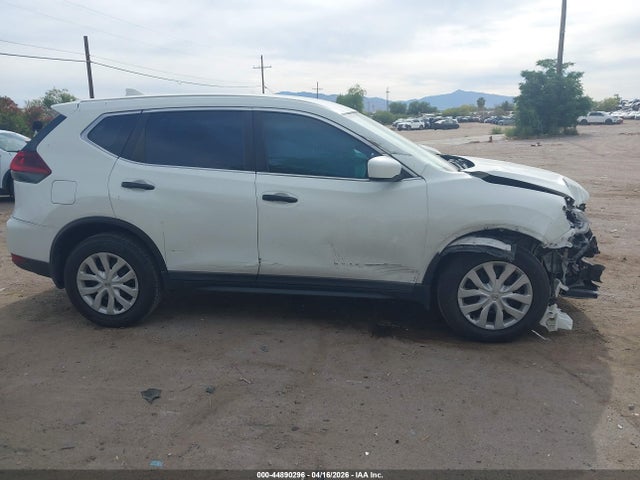 KNMAT2MTXJP556062 Nissan ROGUE S