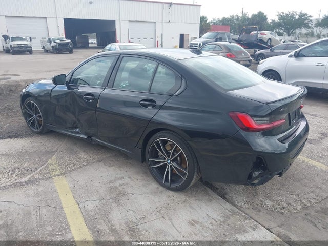 44890312 :رقم المزاد ، 3MW89FF01R8E65583 vin ، 2024 Bmw 330i Xdrive مزاد بيع