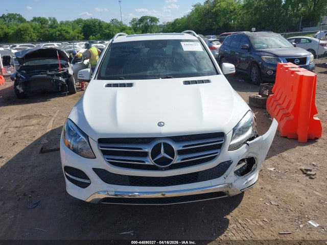 2017 Mercedes-benz Gle 350 მანქანა იყიდება აუქციონზე, vin: 4JGDA5JB1HA878937, აუქციონის ნომერი: 44890327