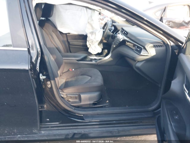 Продаж на аукціоні авто 2019 Toyota Camry Hybrid Le, vin: 4T1B31HK5KU516082, номер лоту: 44890332