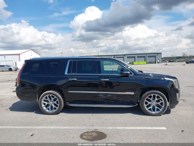 44890339 :رقم المزاد ، 1GYS4HKJ1JR226959 vin ، 2018 Cadillac Escalade Esv Luxury مزاد بيع