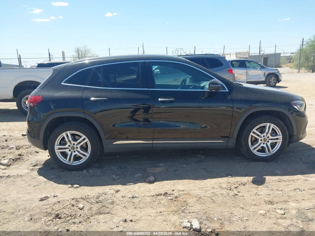 W1N4N4GB3MJ156222 Mercedes-Benz GLA 250