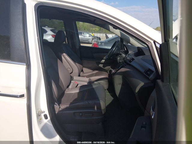 Продажа на аукционе авто 2016 Honda Odyssey Ex-l, vin: 5FNRL5H67GB111077, номер лота: 44890356