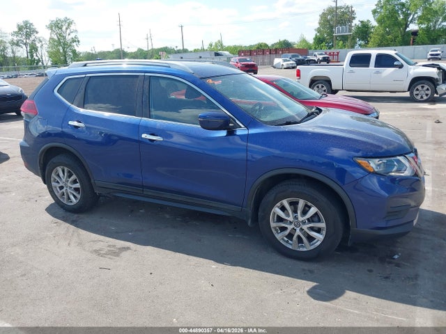 2018 Nissan Rogue Sv მანქანა იყიდება აუქციონზე, vin: 5N1AT2MV4JC827055, აუქციონის ნომერი: 44890357