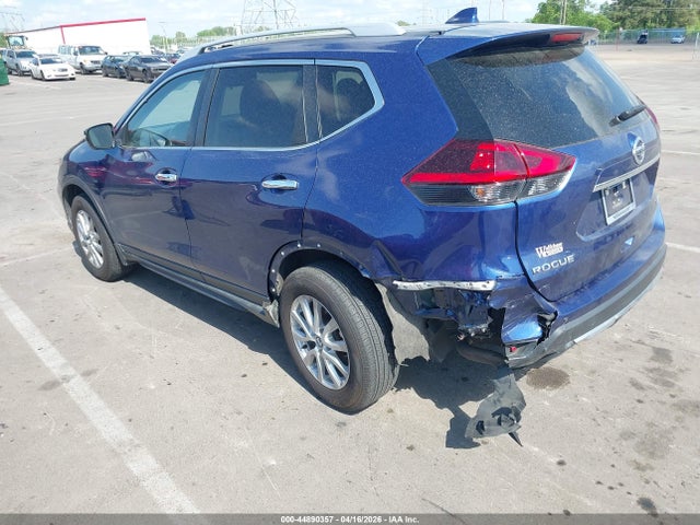 2018 Nissan Rogue Sv მანქანა იყიდება აუქციონზე, vin: 5N1AT2MV4JC827055, აუქციონის ნომერი: 44890357