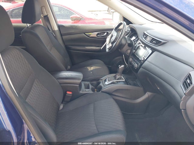 2018 Nissan Rogue Sv მანქანა იყიდება აუქციონზე, vin: 5N1AT2MV4JC827055, აუქციონის ნომერი: 44890357