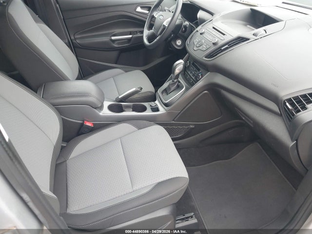 1FADP5AU0HL108842 Ford C-max Hybrid Se