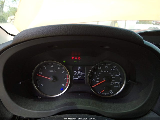 44890401 :رقم المزاد ، JF2GPACC4F8321640 vin ، 2015 Subaru Xv Crosstrek 2.0i Premium مزاد بيع