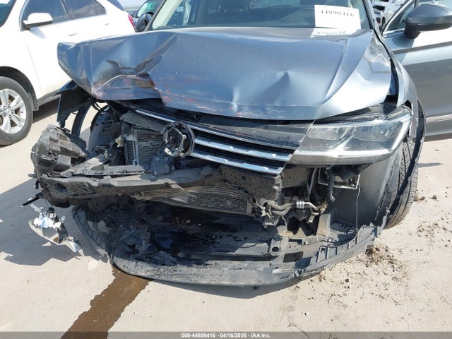 Продаж на аукціоні авто 2020 Volkswagen Tiguan 2.0t Se/2.0t Se R-line Black/2.0t Sel, vin: 3VV2B7AXXLM149963, номер лоту: 44890416