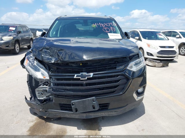 1GNEVGKW5KJ135321 Chevrolet Traverse 1lt