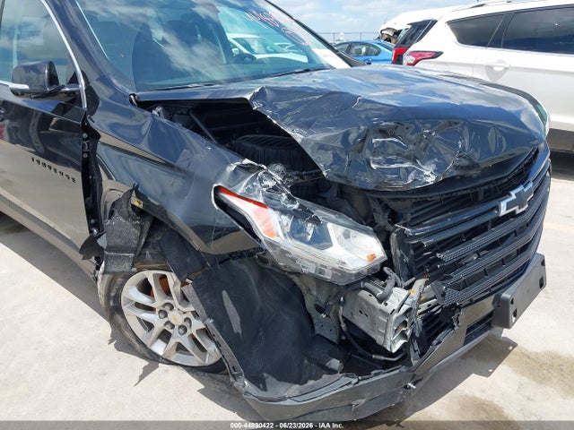 1GNEVGKW5KJ135321 Chevrolet Traverse 1lt
