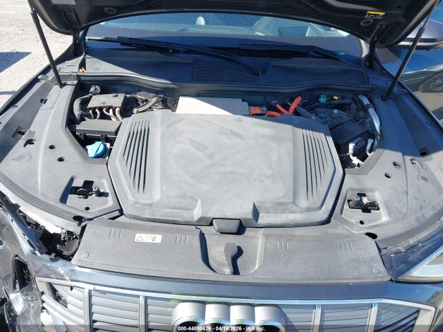 WA1VAAGE6KB023195 Audi E-tron Premium Plus