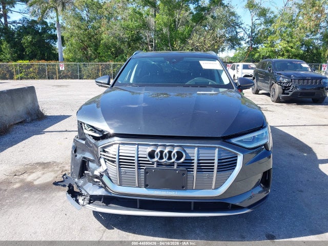WA1VAAGE6KB023195 Audi E-tron Premium Plus