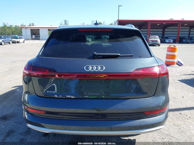 WA1VAAGE6KB023195 Audi E-tron Premium Plus