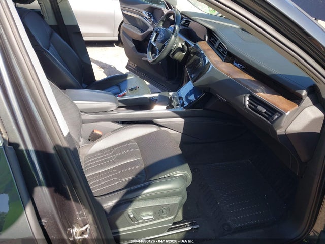 WA1VAAGE6KB023195 Audi E-tron Premium Plus