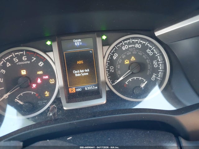 Продажа на аукционе авто 2022 Toyota Tacoma Sr5 V6, vin: 3TYAZ5CN8NT018642, номер лота: 44890441