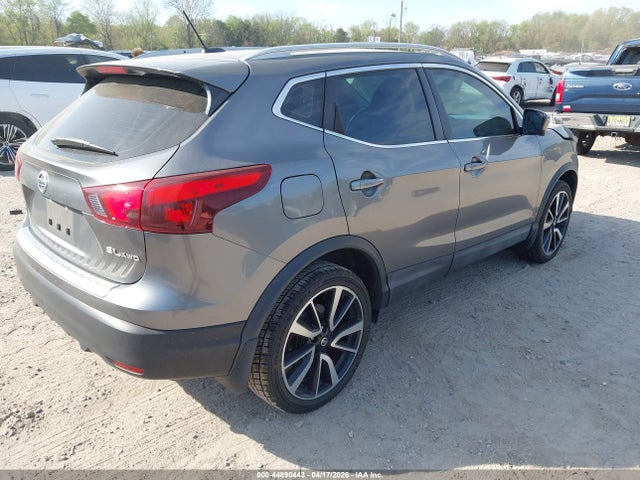 2017 Nissan Rogue Sport Sl მანქანა იყიდება აუქციონზე, vin: JN1BJ1CR3HW116519, აუქციონის ნომერი: 44890443