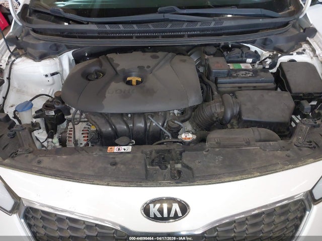 KNAFK4A67E5076000 KIA FORTE LX