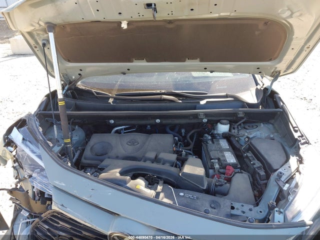 Продаж на аукціоні авто 2022 Toyota Rav4 Xle Premium, vin: 2T3A1RFV6NW297285, номер лоту: 44890470