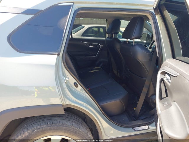 Продаж на аукціоні авто 2022 Toyota Rav4 Xle Premium, vin: 2T3A1RFV6NW297285, номер лоту: 44890470