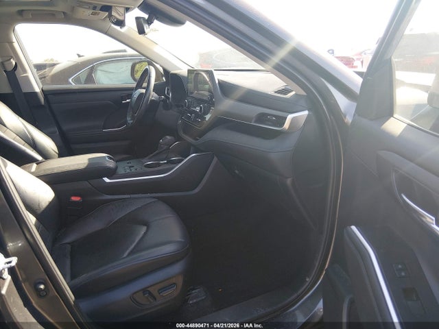Aukcja sprzedaży 2023 Toyota Highlander Xle, vin: 5TDKDRAH0PS001825, numer aukcji: 44890471