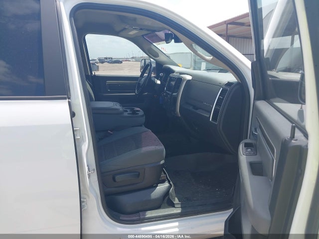 Продажа на аукционе авто 2018 Ram 2500 Big Horn  4x4 6'4 Box, vin: 3C6UR5DJXJG142240, номер лота: 44890495