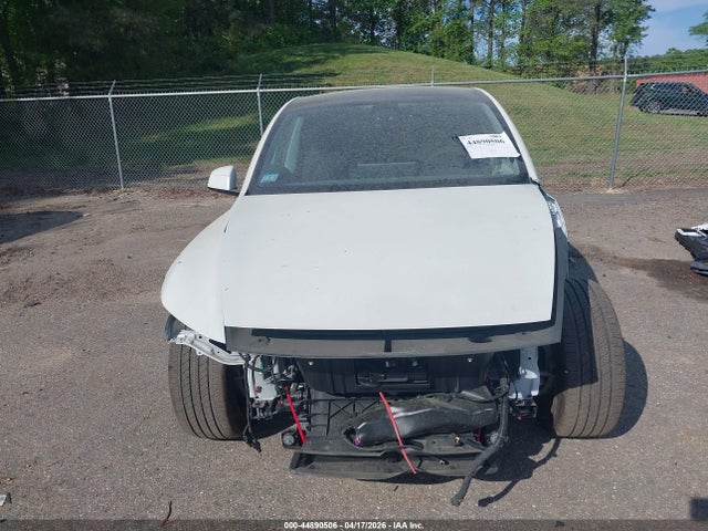 7SAYGDED0TF399499 Tesla Model Y Premium Rear-wheel Drive/standard Rear-wheel Drive