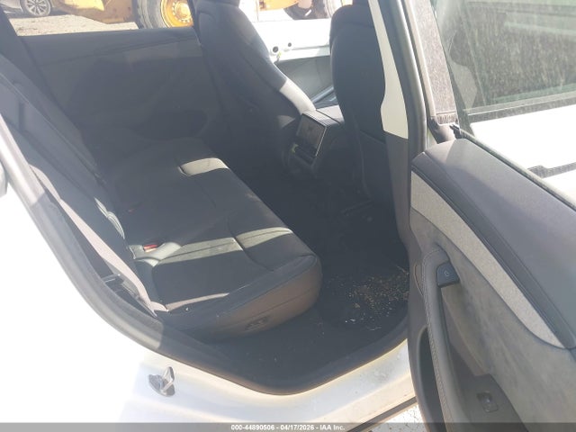 7SAYGDED0TF399499 Tesla Model Y Premium Rear-wheel Drive/standard Rear-wheel Drive