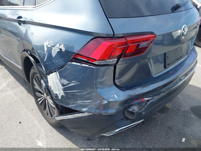 44890507 :رقم المزاد ، 3VV3B7AX1JM046125 vin ، 2018 Volkswagen Tiguan 2.0t Se/2.0t Sel مزاد بيع