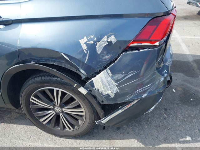 3VV3B7AX1JM046125 Volkswagen Tiguan 2.0t Se/2.0t Sel