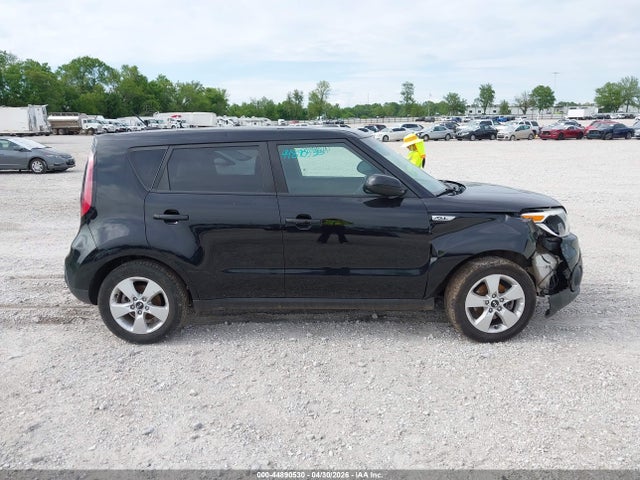 KNDJN2A24K7687298 KIA Soul !