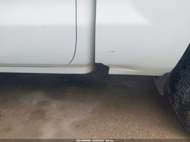 3GCUKNEHXJG396460 Chevrolet Silverado 1500 Wt