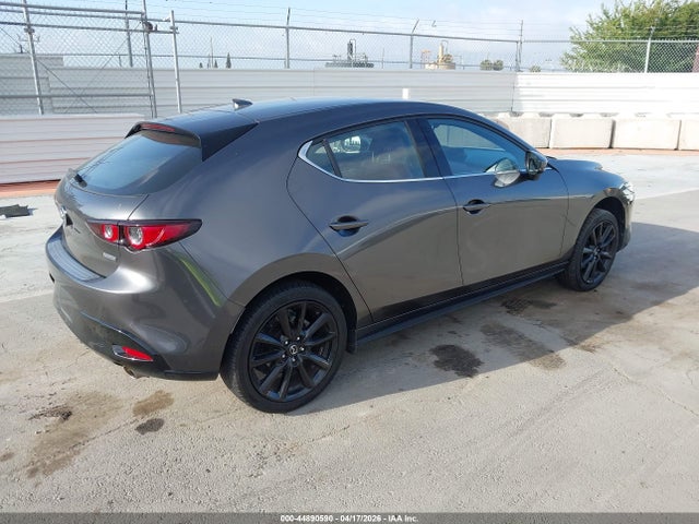 Продажа на аукционе авто 2021 Mazda Mazda3 Premium, vin: JM1BPAMLXM1348337, номер лота: 44890590