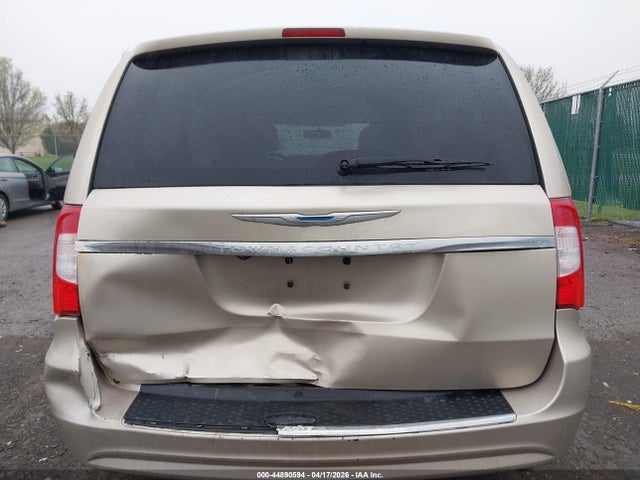 Продаж на аукціоні авто 2015 Chrysler Town & Country Touring, vin: 2C4RC1BG1FR742758, номер лоту: 44890594