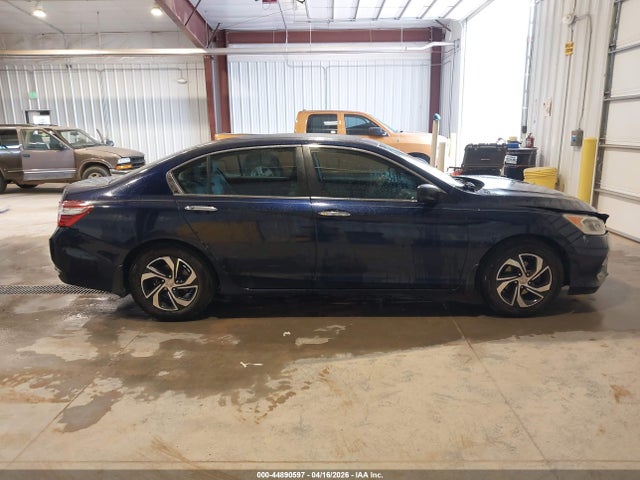 Aukcja sprzedaży 2017 Honda Accord Lx, vin: 1HGCR2F39HA057708, numer aukcji: 44890597