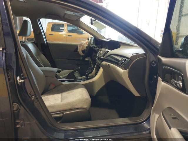 Aukcja sprzedaży 2017 Honda Accord Lx, vin: 1HGCR2F39HA057708, numer aukcji: 44890597