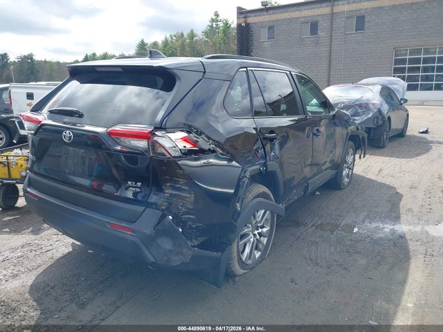 2T3A1RFV0RC394358 Toyota Rav4 Xle Premium