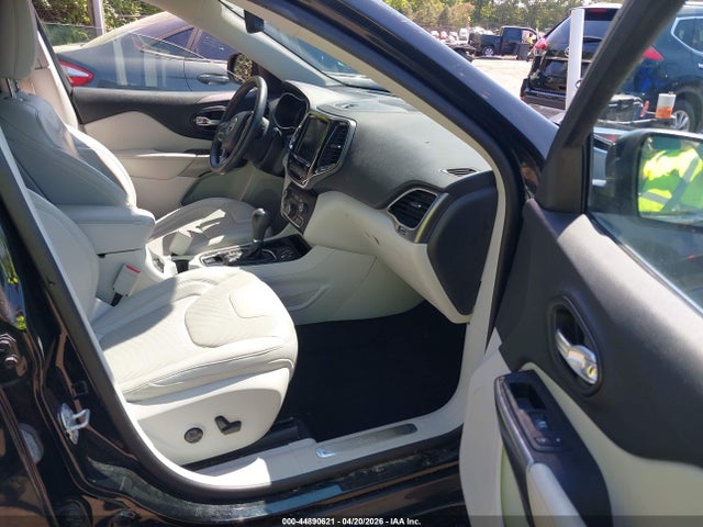 Продаж на аукціоні авто 2019 Jeep Cherokee Limited Fwd, vin: 1C4PJLDX5KD243593, номер лоту: 44890621