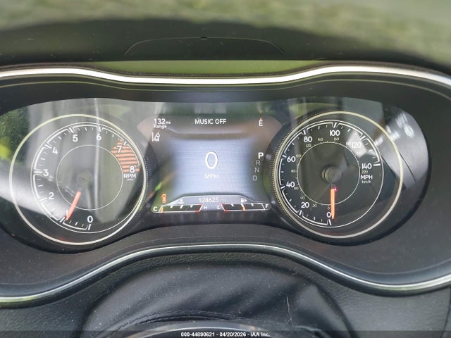 Продаж на аукціоні авто 2019 Jeep Cherokee Limited Fwd, vin: 1C4PJLDX5KD243593, номер лоту: 44890621