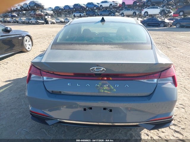 2021 Hyundai Elantra Sel მანქანა იყიდება აუქციონზე, vin: KMHLN4AG3MU118295, აუქციონის ნომერი: 44890623